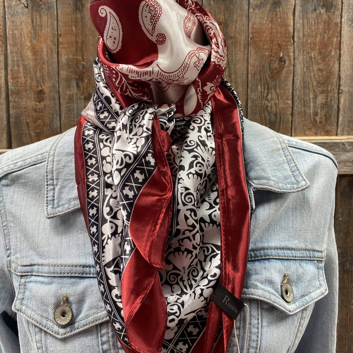 35X35" Wine Red/Cream Paisley Wild Rag/Scarf